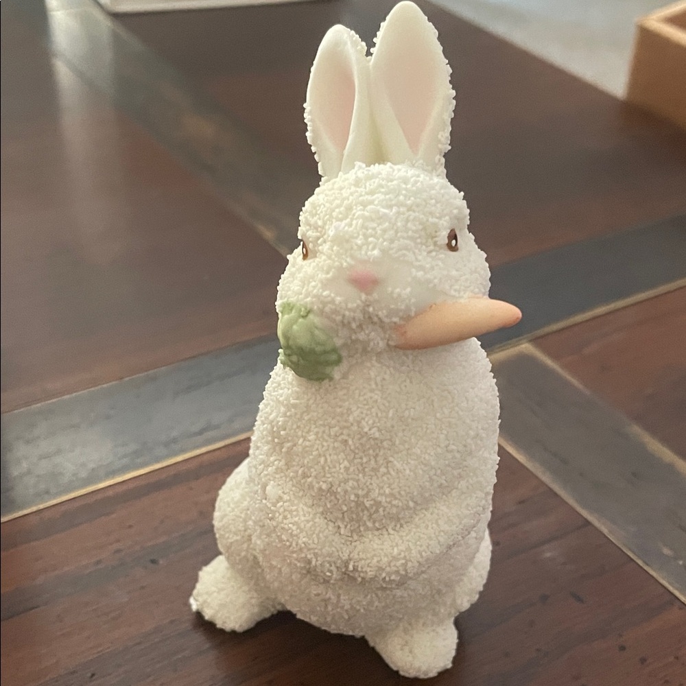 Department 56 White Rabbit with Carrot and Green Leaf